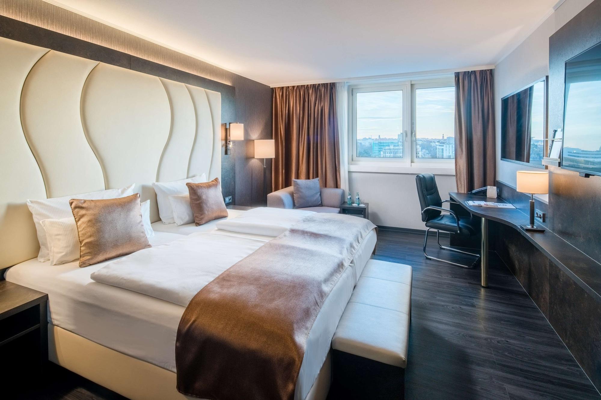 Best Western Plus Plaza Hotel Дармштадт Экстерьер фото